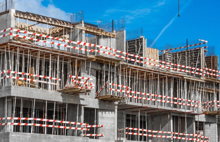 Tendências em Construção Civil: Como a Tecnologia Está Transformando Obras em 2025