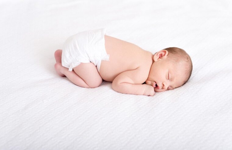 Coletar Urina de Bebê com Fralda: 7 Passos Simples e Eficazes
