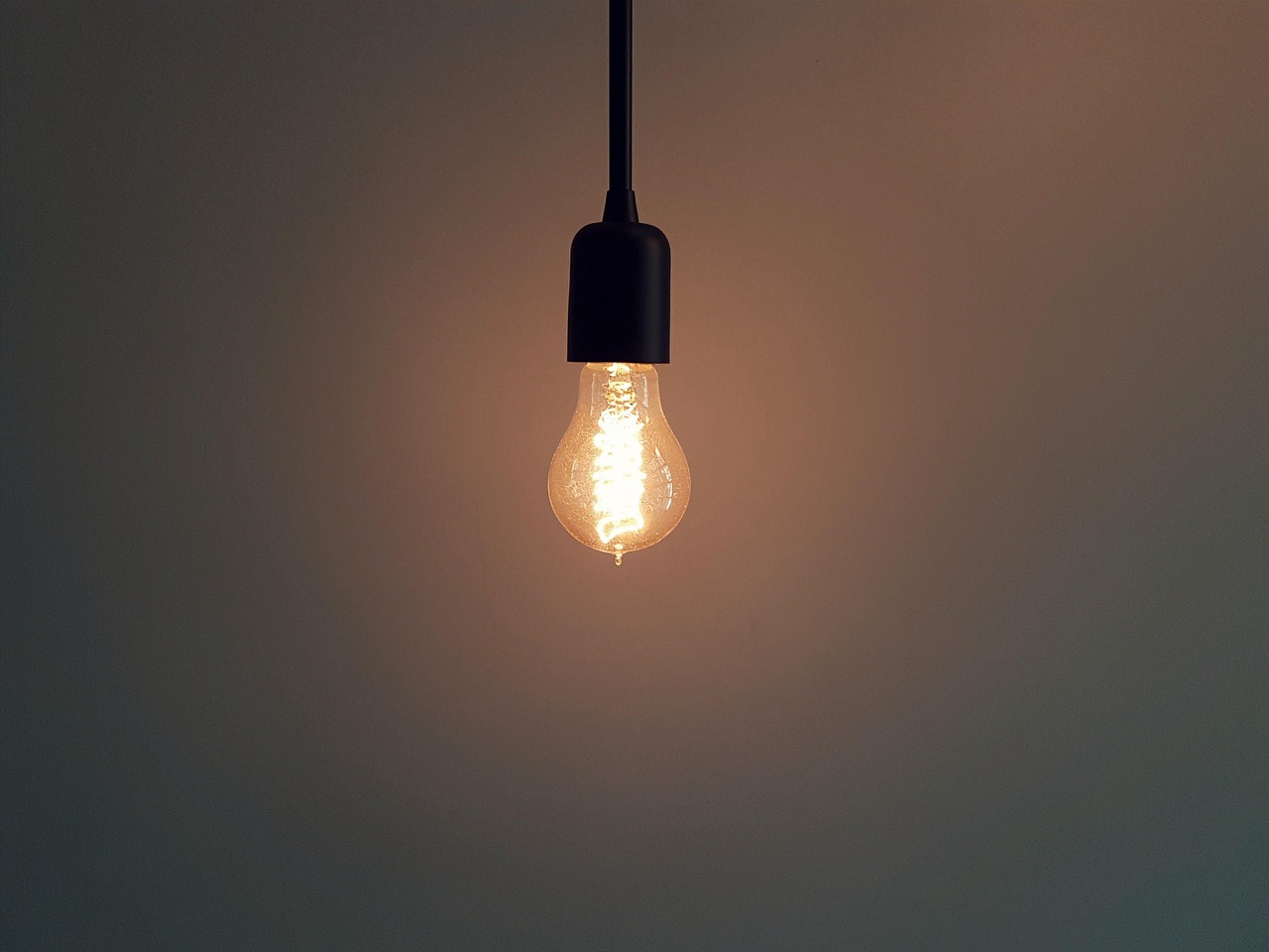Instalar Lustre Pendente: 8 Passos para uma Iluminação Perfeita