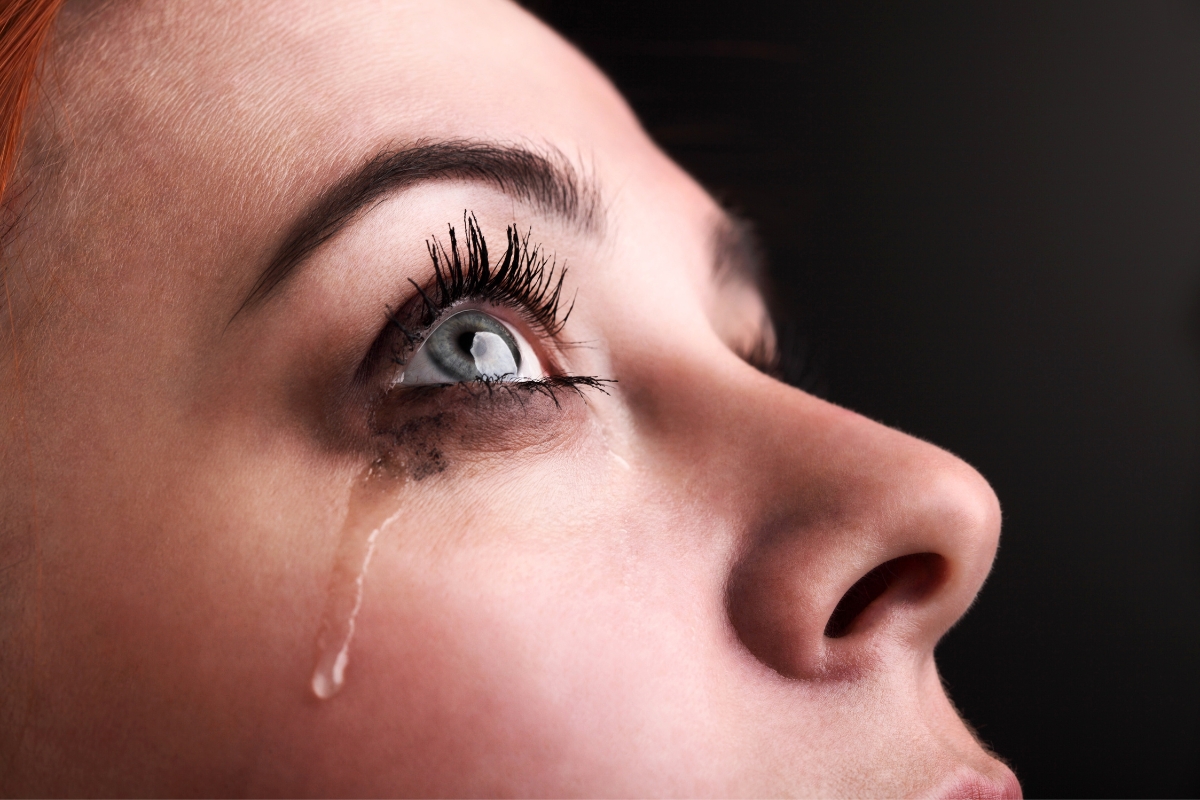Controlar Emoções e Não Chorar: 8 Técnicas que Funcionam