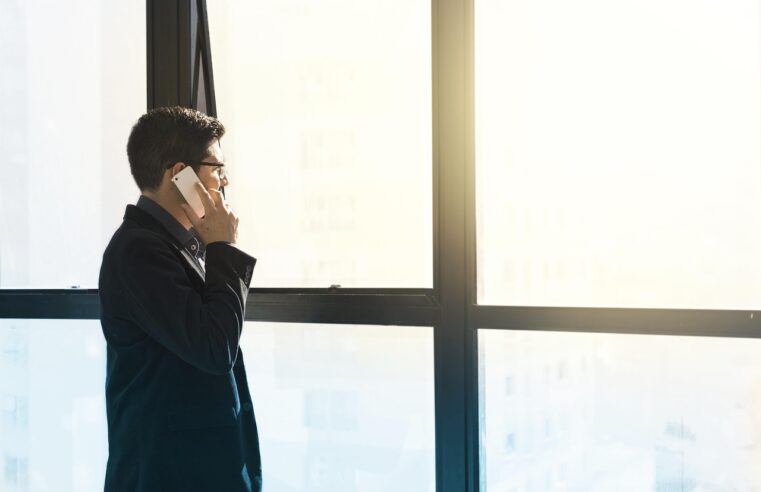 5 Sinais que seu Celular Está Clonado: Proteja-se Agora