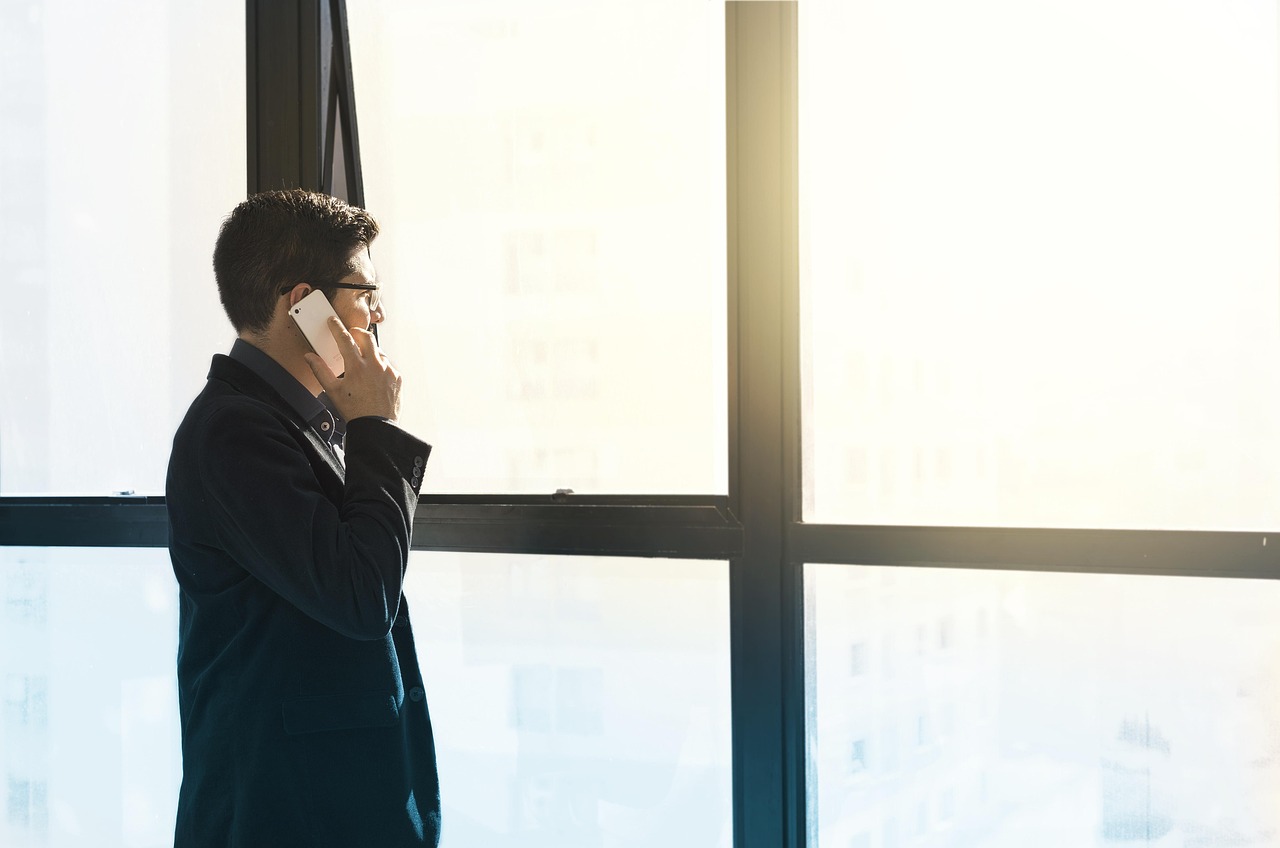 5 Sinais que seu Celular Está Clonado: Proteja-se Agora