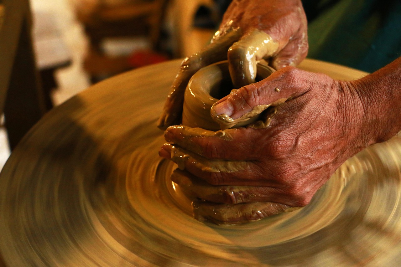 Escultura de Argila: 5 Passos para Criar sua Própria Arte