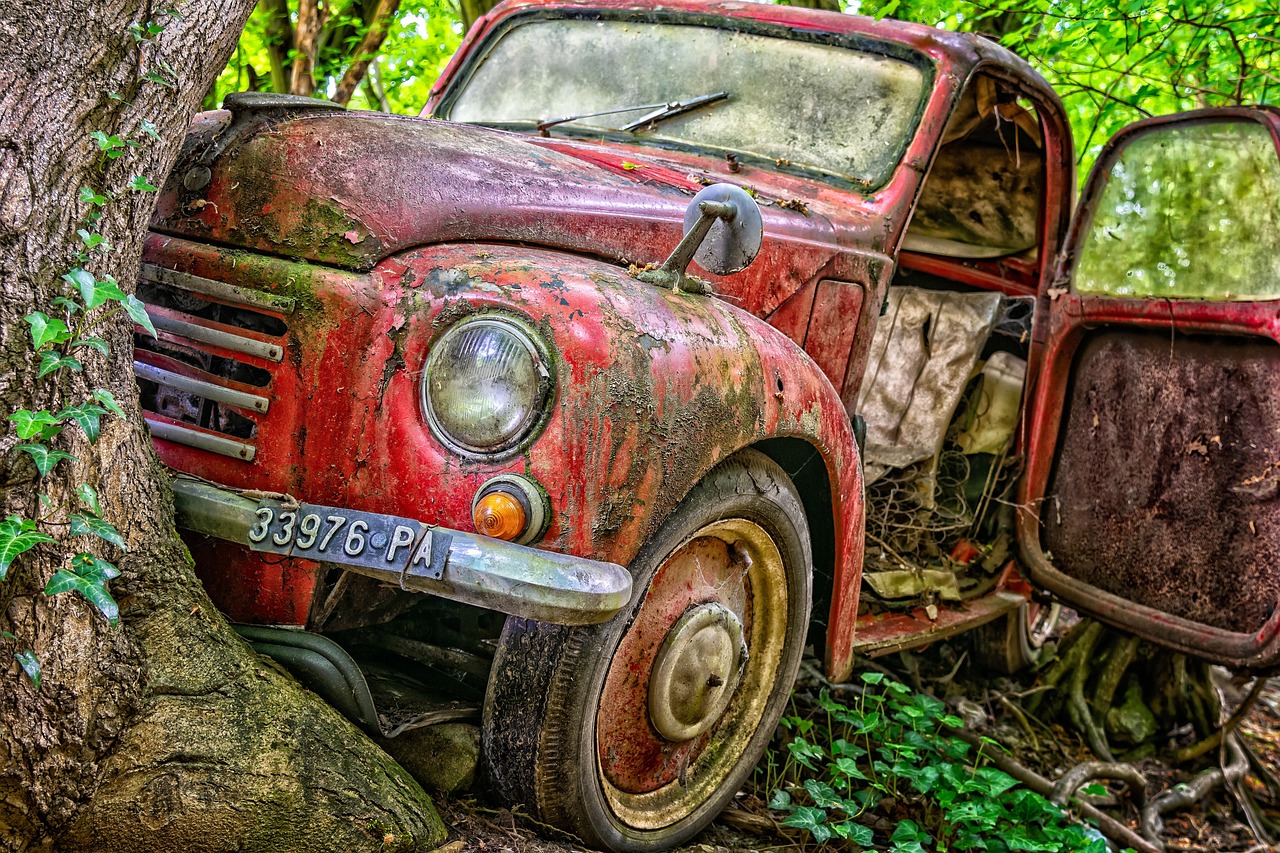Carro com Sinistro: O que é e 5 Cuidados ao Comprar