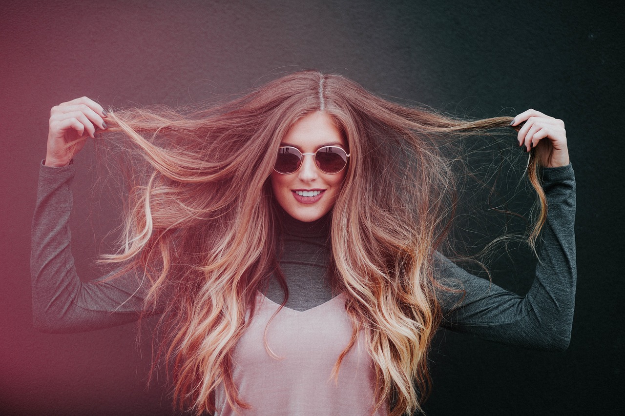 Melhor Corte de Cabelo Após os 50 Anos: 5 Estilos que Rejuvenescem